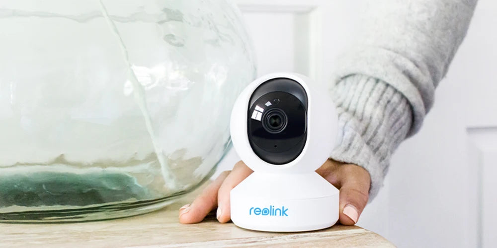 REOLINK E1 Series Pro 4MP Smart Home Security Camera